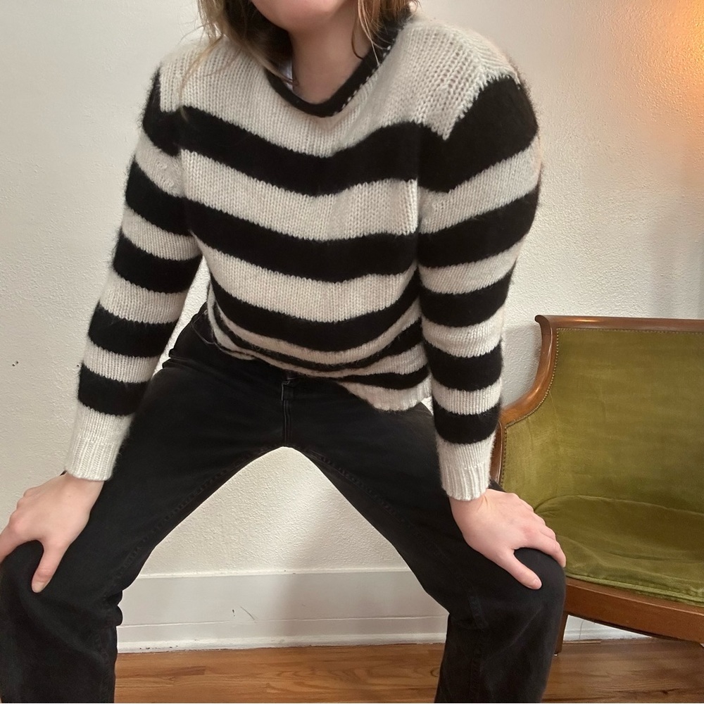 Striped shrunken cashmere sweater